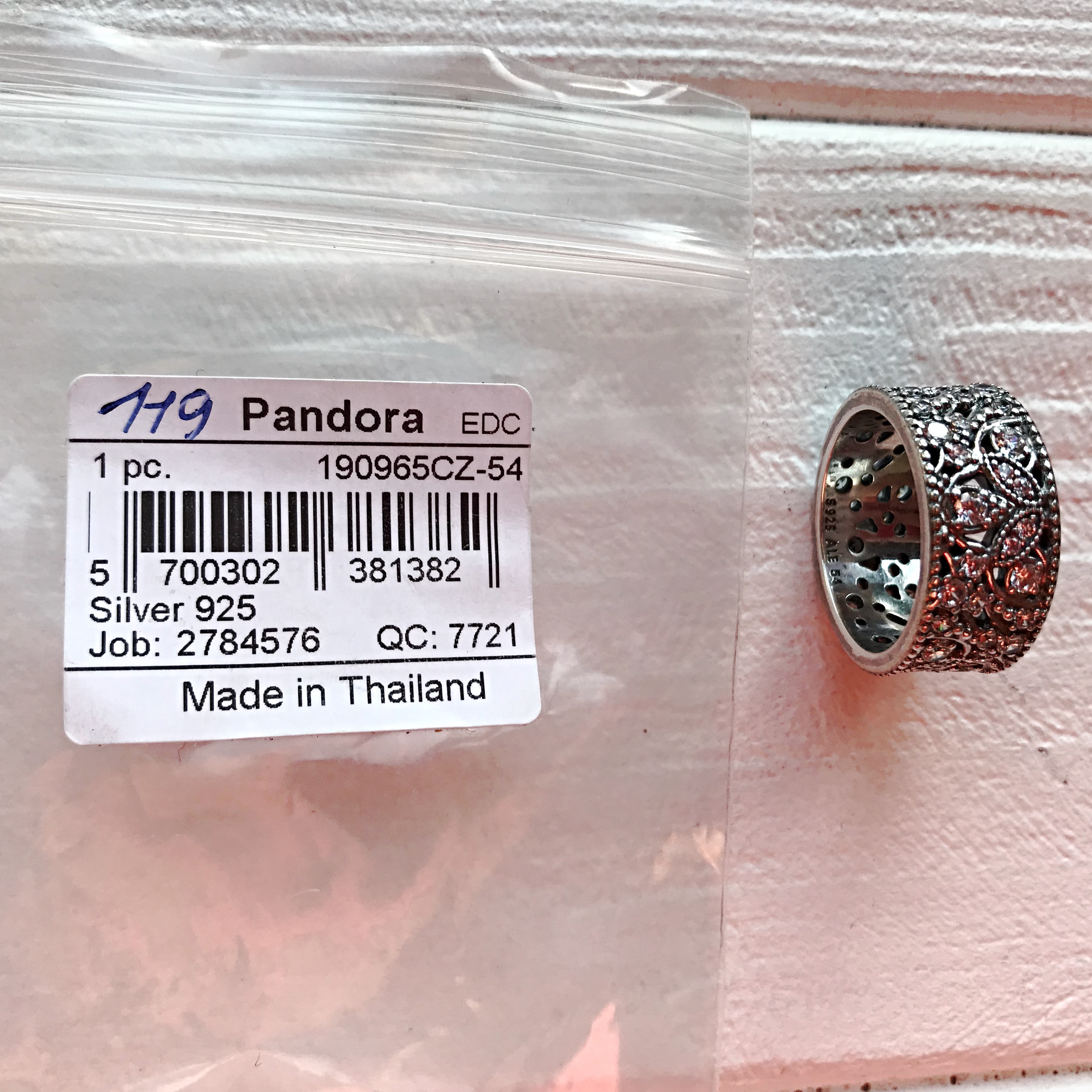 Кільце Листя, що переливається Pandora 190965CZ-54 image 0