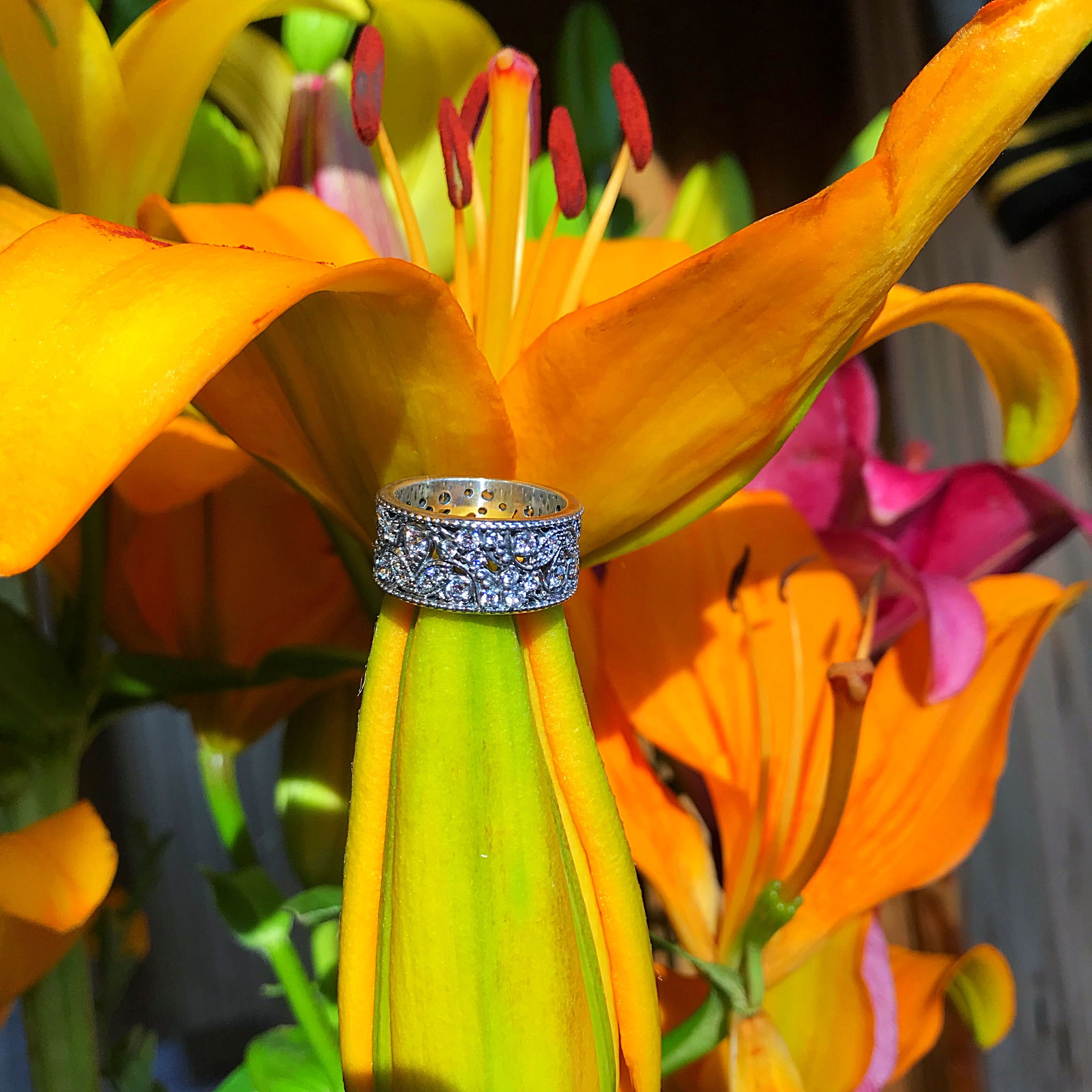 Кільце Листя, що переливається Pandora 190965CZ-54 image 0