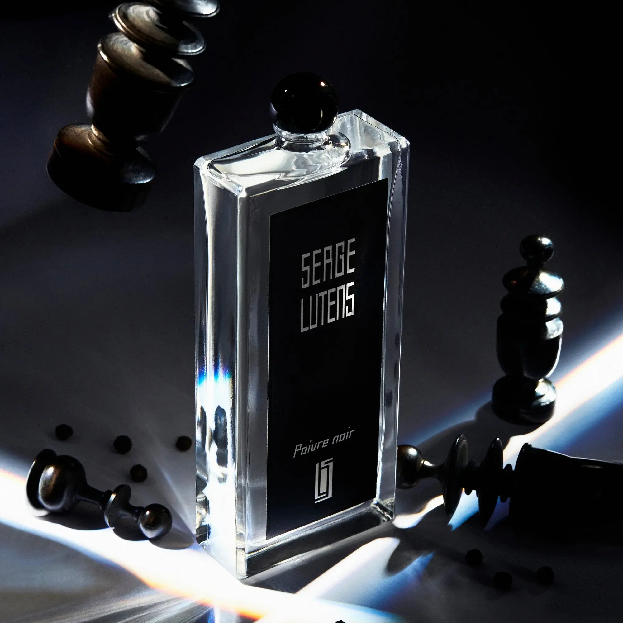 Poivre Noir Serge Lutens image 0