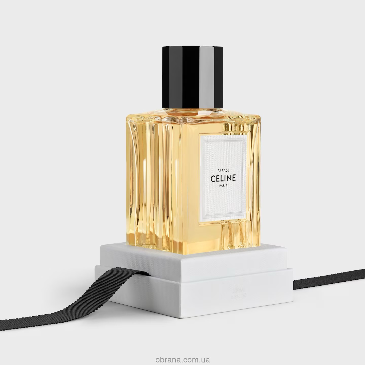 Parade Celine image 0