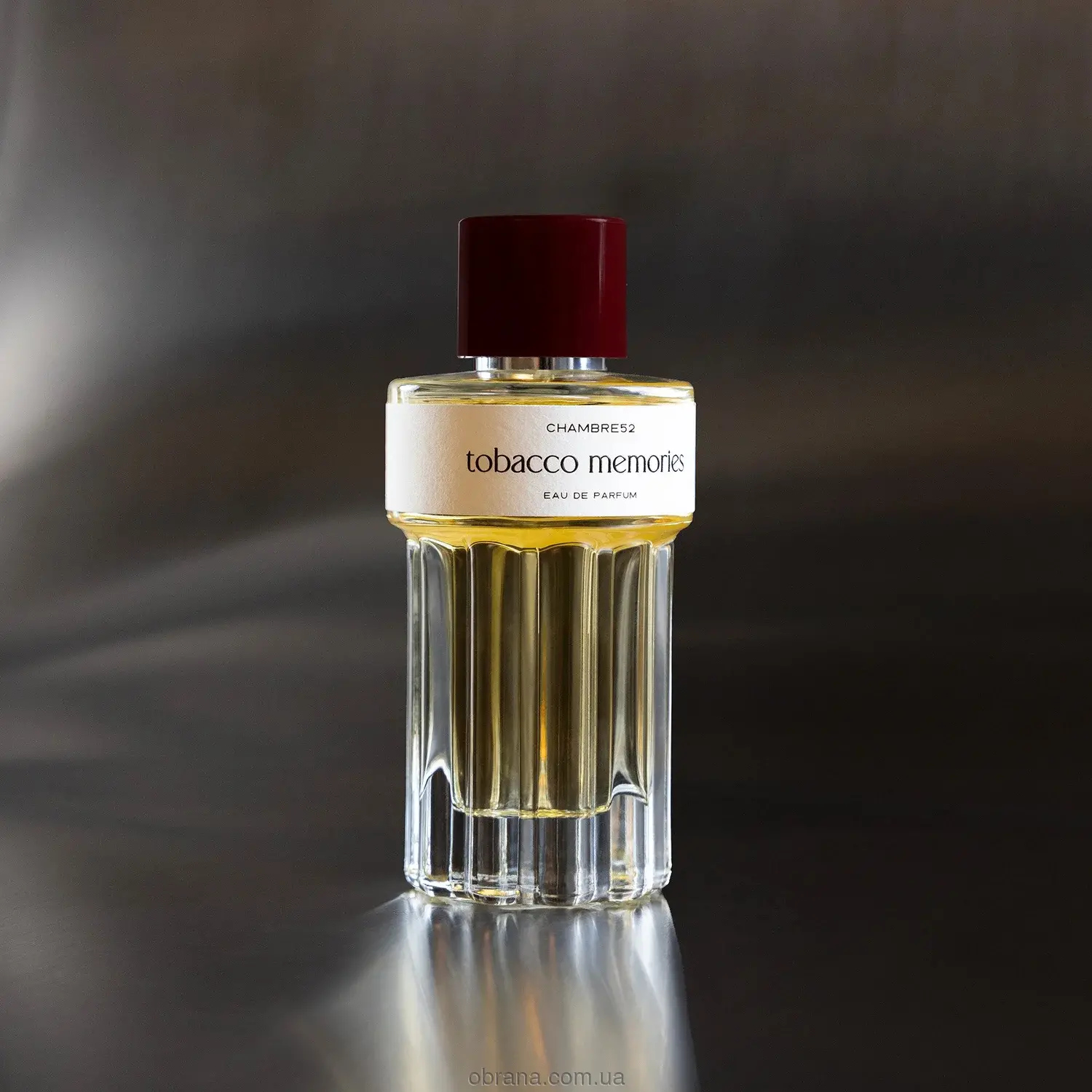 Tobacco Memories Chambre52 image 0